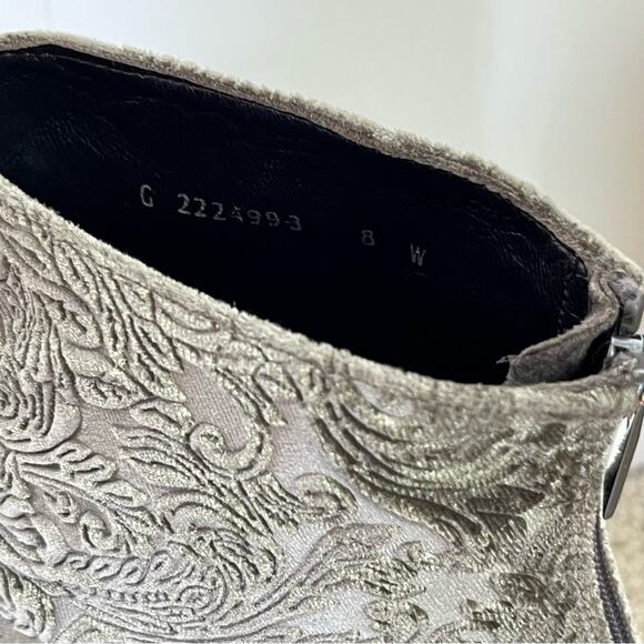 Stuart Weitzman Bacari Romantic Velvet Bootie in Greige Size 8 EUC - Picture 7 of 8